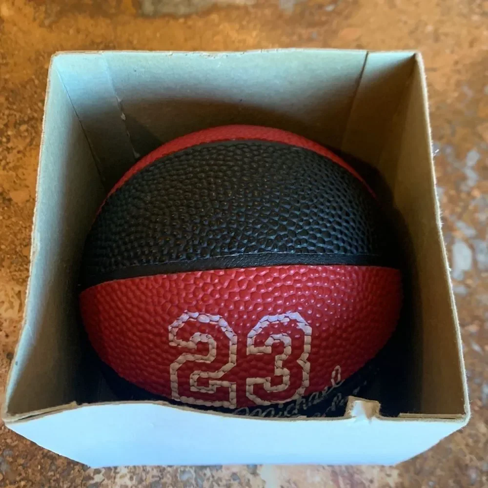 Michael Jordan #23 Watch Inside Mini Wilson Basketball Display Vintage